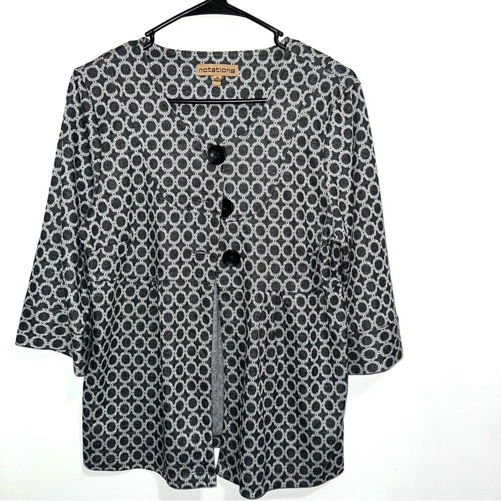 🌷5/$20 Notations Women’s Grey/White Coat